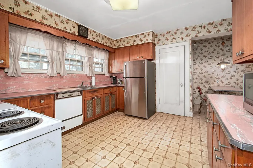47 Greenridge Avenue White Plains NY 10605