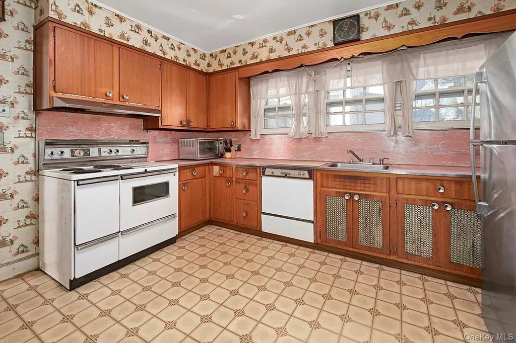 47 Greenridge Avenue White Plains NY 10605