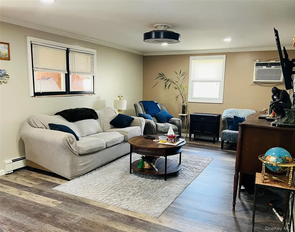 38 Riviera Drive Selden NY 11784