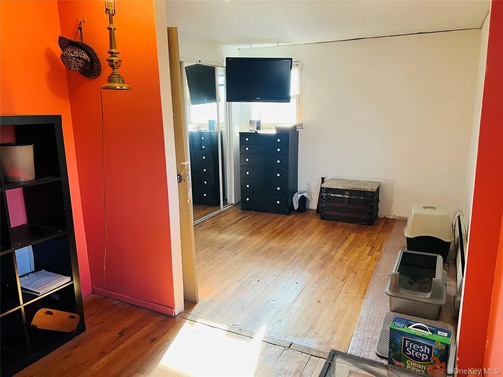 38 Riviera Drive Selden NY 11784