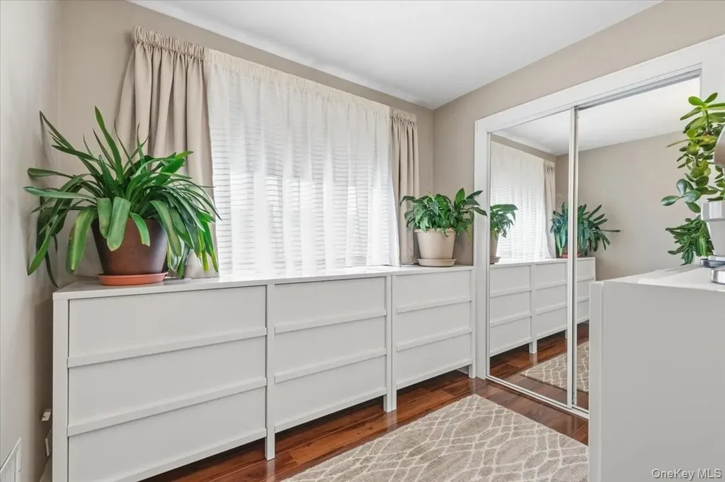 112 Longworth Avenue Woodmere NY 11598