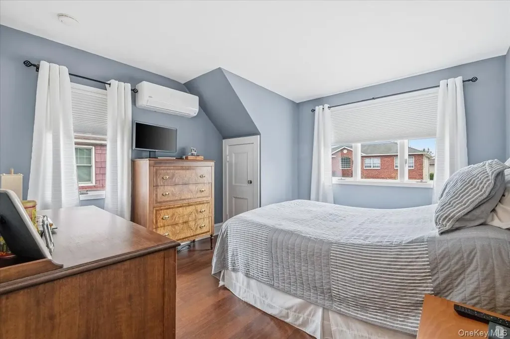 112 Longworth Avenue Woodmere NY 11598