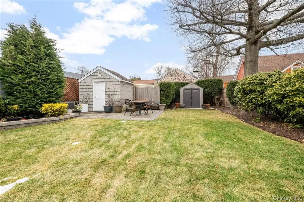 112 Longworth Avenue Woodmere NY 11598