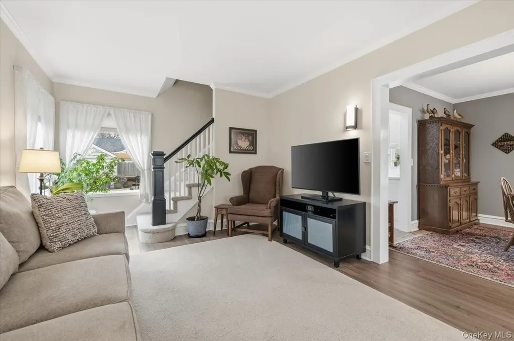 112 Longworth Avenue Woodmere NY 11598
