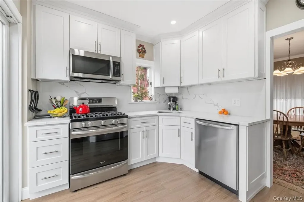112 Longworth Avenue Woodmere NY 11598