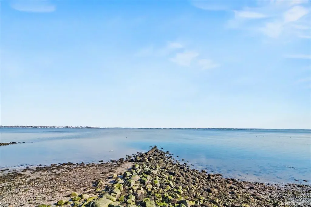 13D Edgewater Park Bronx NY 10465