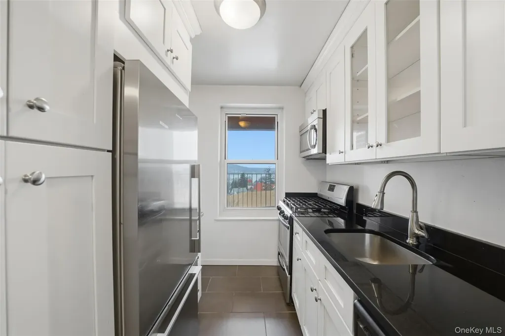 565 Broadway Hastings-on-hudson NY 10706