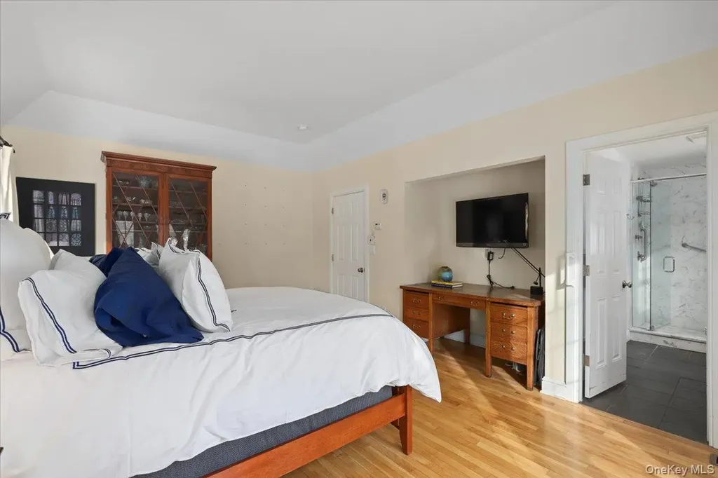 28 Cradle Rock Road Pound Ridge NY 10576