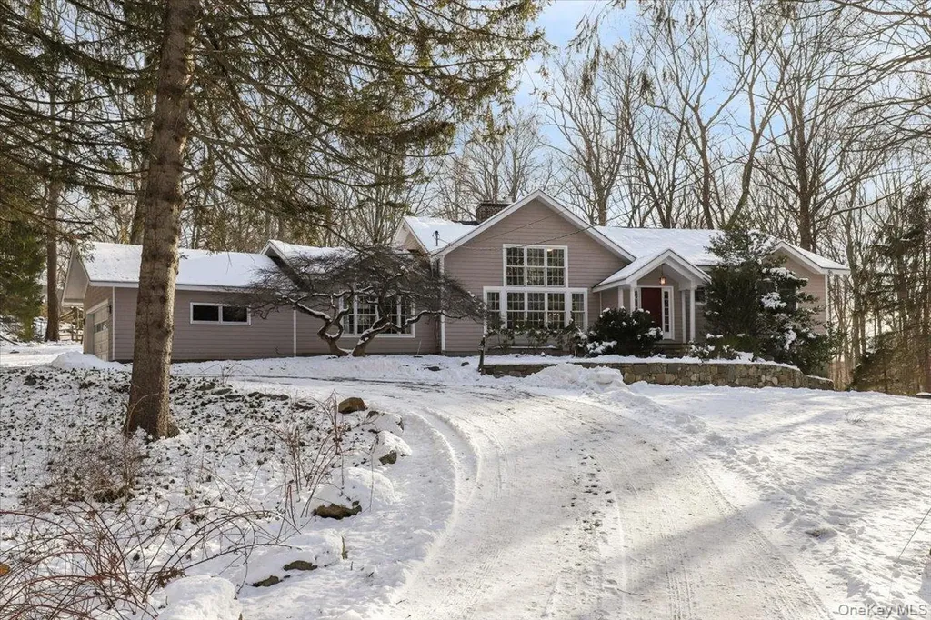 28 Cradle Rock Road Pound Ridge NY 10576