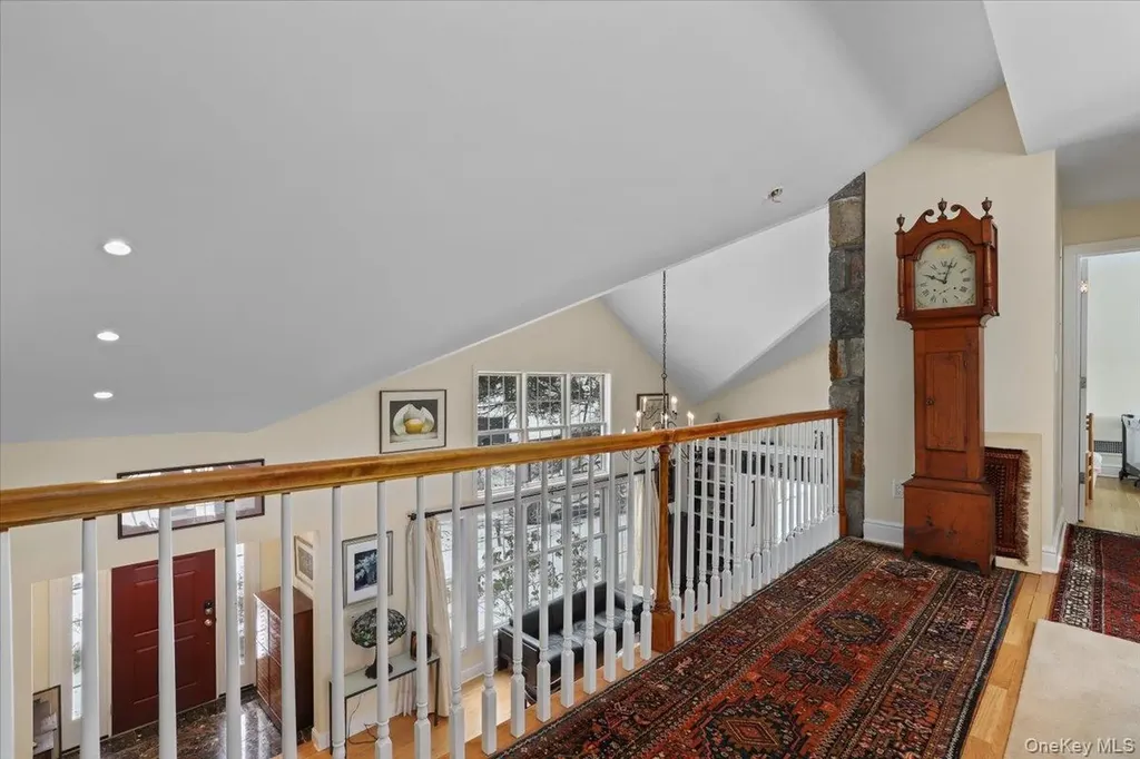 28 Cradle Rock Road Pound Ridge NY 10576