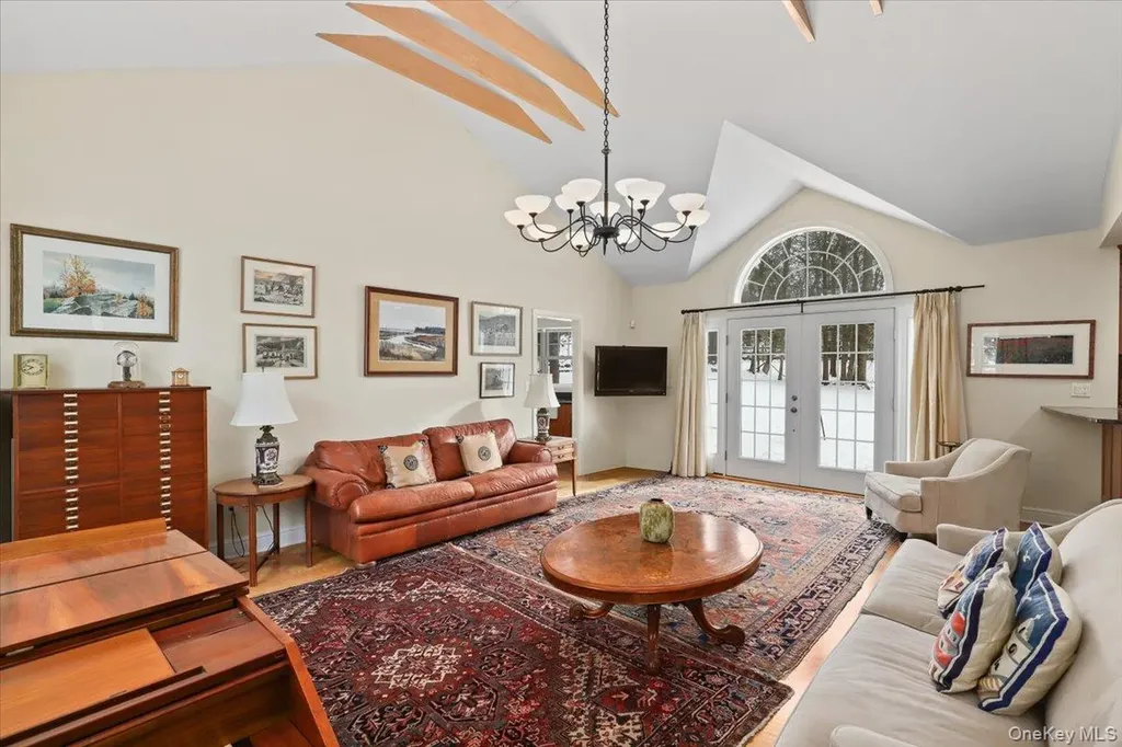 28 Cradle Rock Road Pound Ridge NY 10576