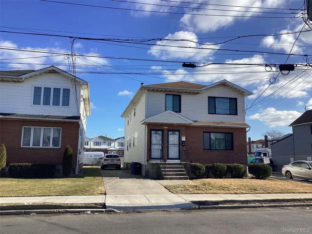 14817 Hook Creek Boulevard Rosedale NY 11422