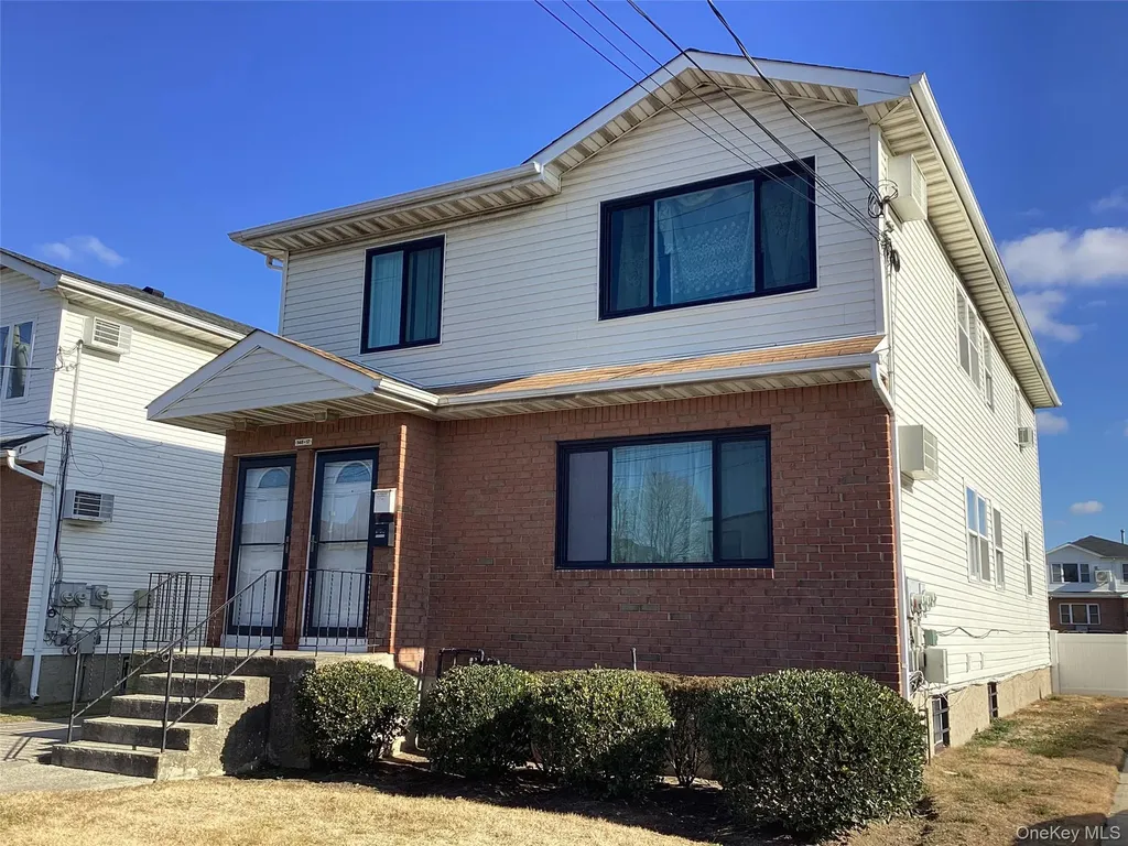 14817 Hook Creek Boulevard Rosedale NY 11422