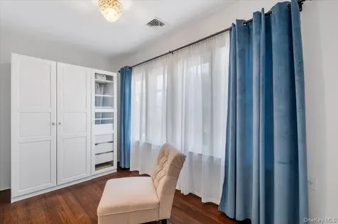 9 Lockwood Road Scarsdale NY 10583