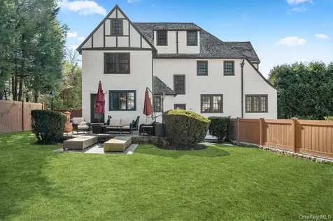 9 Lockwood Road Scarsdale NY 10583