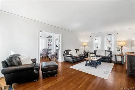 9 Lockwood Road Scarsdale NY 10583