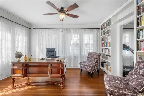 9 Lockwood Road Scarsdale NY 10583