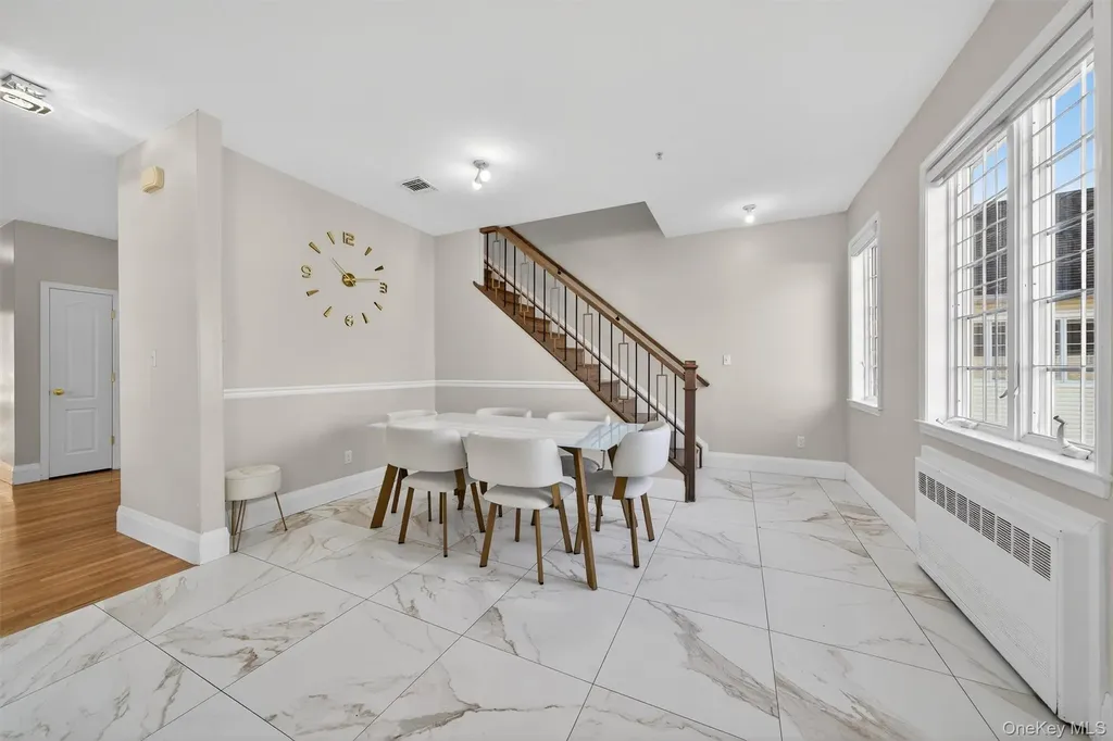 10 Lemberg Court Monroe NY 10950