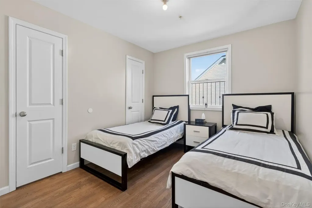 10 Lemberg Court Monroe NY 10950