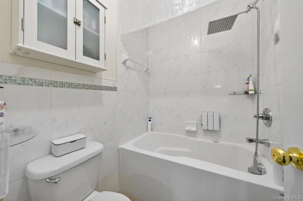 10 Lemberg Court Monroe NY 10950
