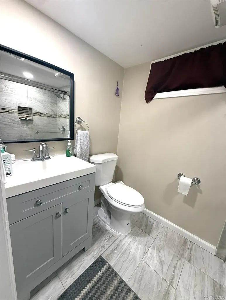 7 Clarissa Drive Hicksville NY 11801