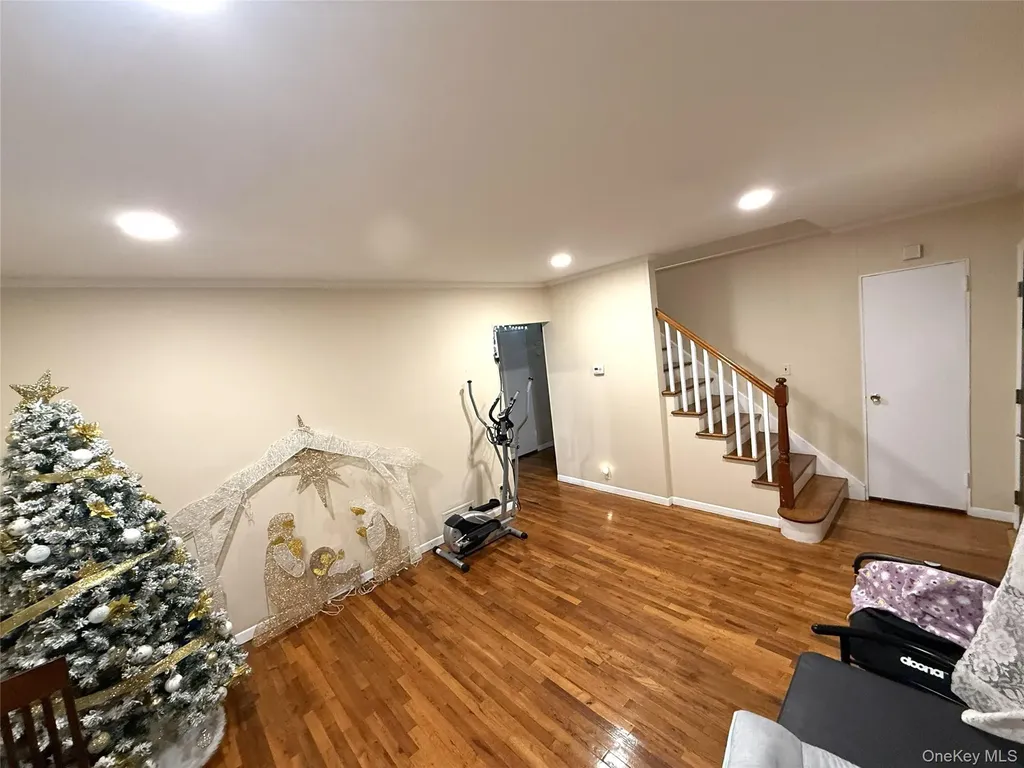 7 Clarissa Drive Hicksville NY 11801