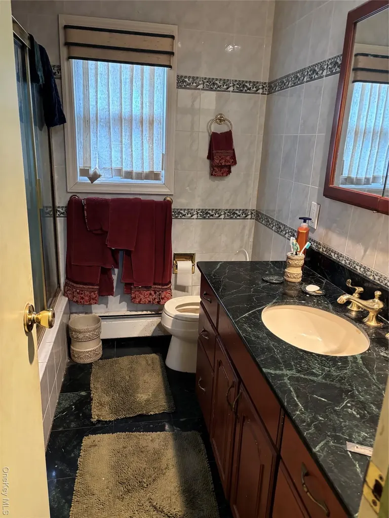 606 Blair Drive Westbury NY 11590
