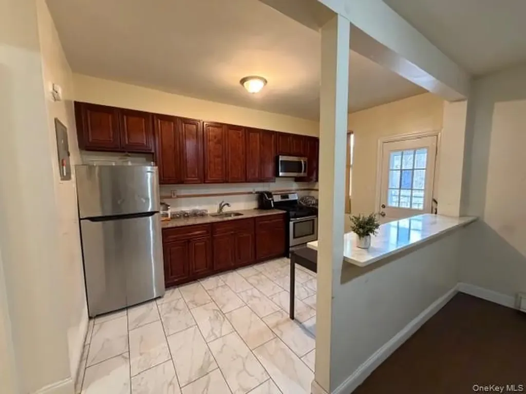 1826 Edison Avenue Bronx NY 10461