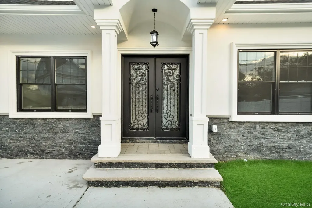 47 E. Cherry Street Hicksville NY 11801