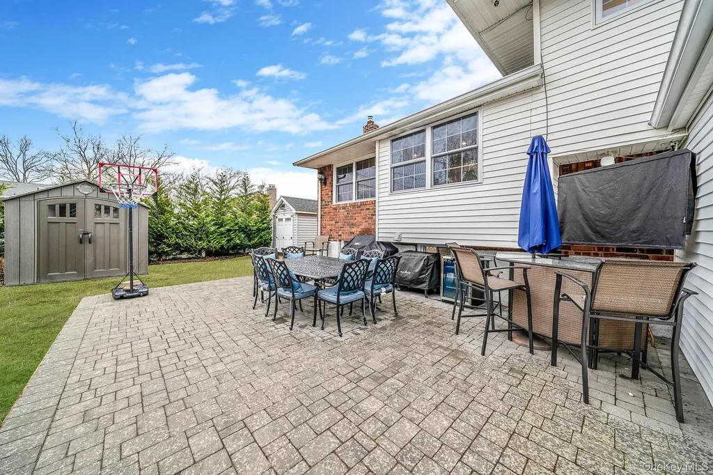 68 Elder Drive Commack NY 11725