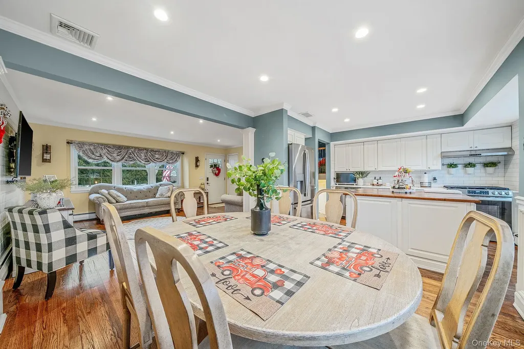68 Elder Drive Commack NY 11725