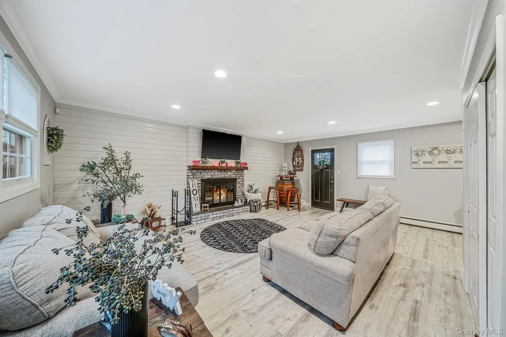 68 Elder Drive Commack NY 11725