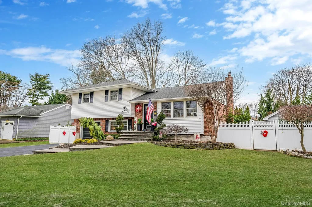 68 Elder Drive Commack NY 11725