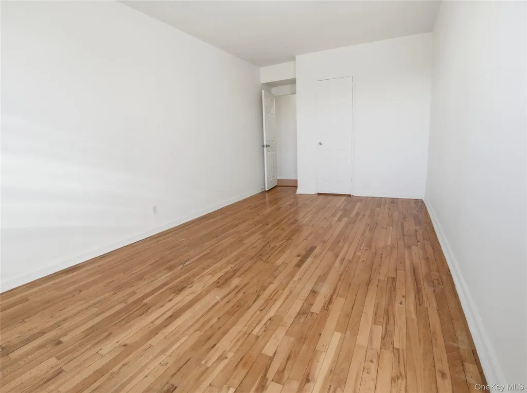 2090 Barnes Avenue Bronx NY 10462