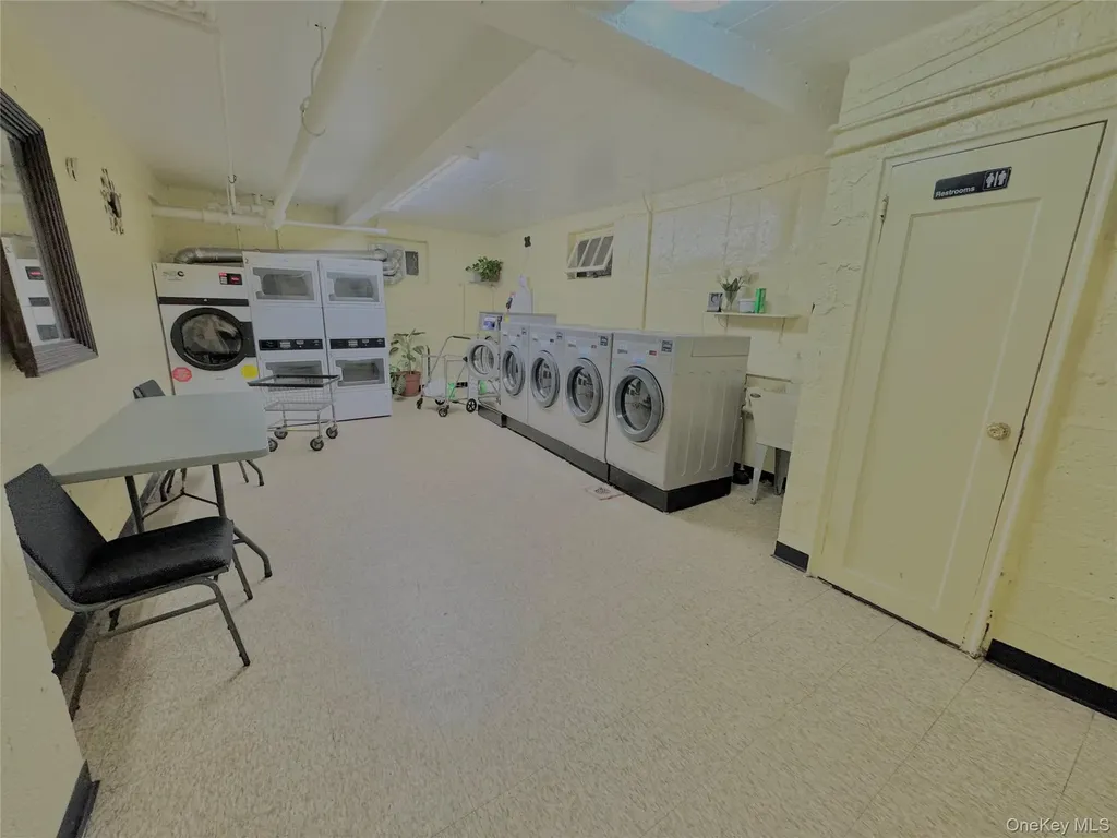 2090 Barnes Avenue Bronx NY 10462