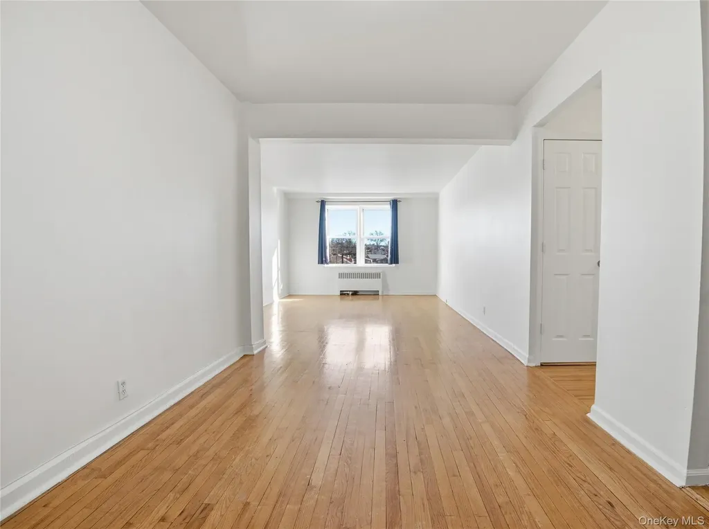 2090 Barnes Avenue Bronx NY 10462