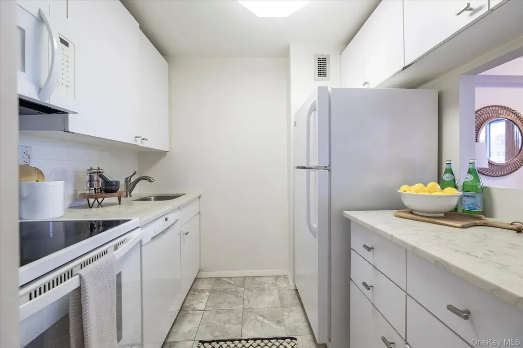 2 Richmond Road Lido Beach NY 11561