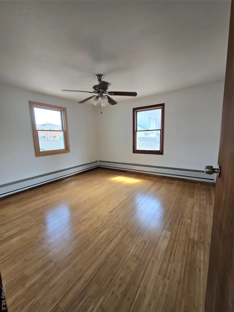 551B Vincent Avenue Bronx NY 10465