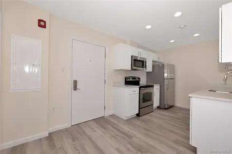 68 Lake Street White Plains NY 10603