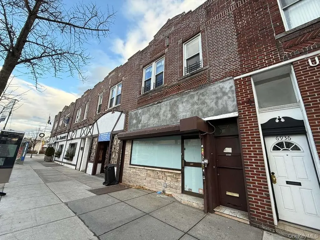 6938 Myrtle Avenue Glendale NY 11385