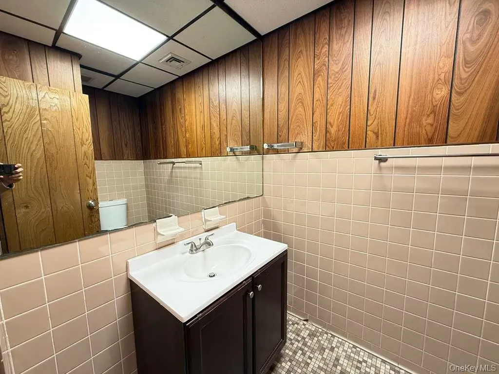 6938 Myrtle Avenue Glendale NY 11385