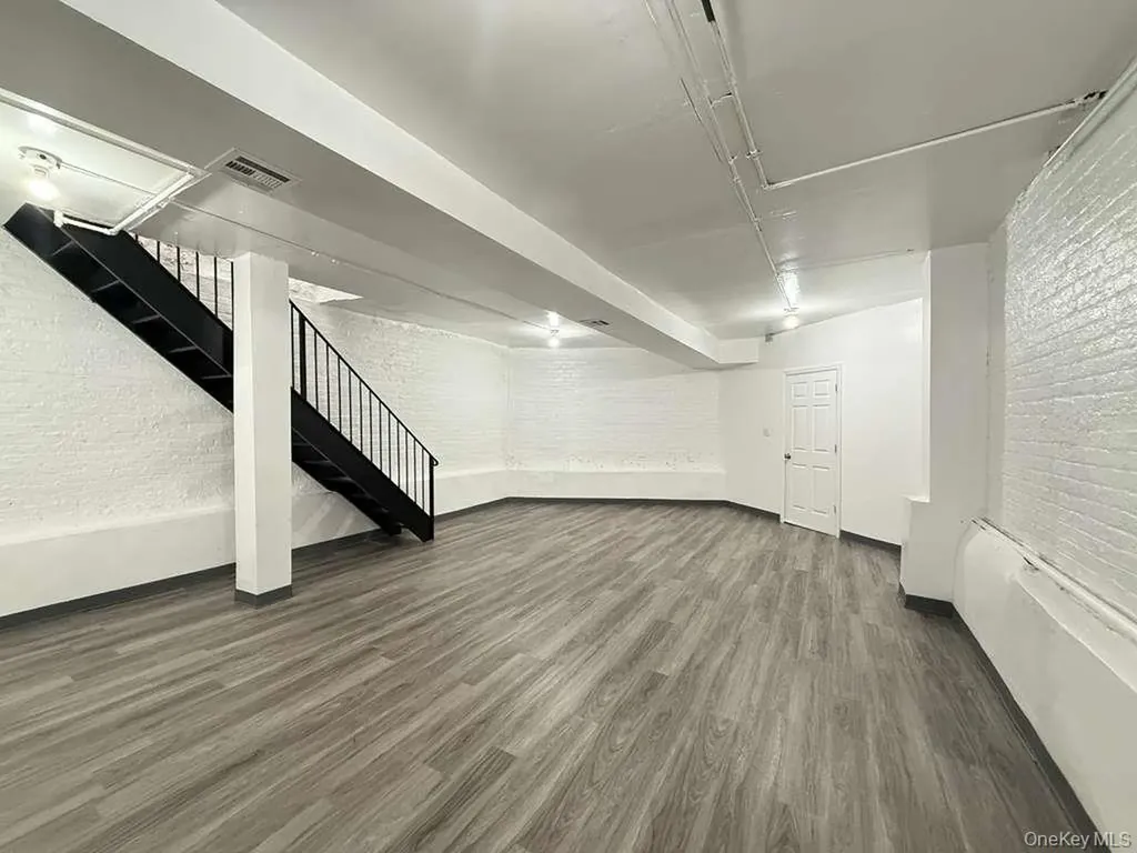 6938 Myrtle Avenue Glendale NY 11385