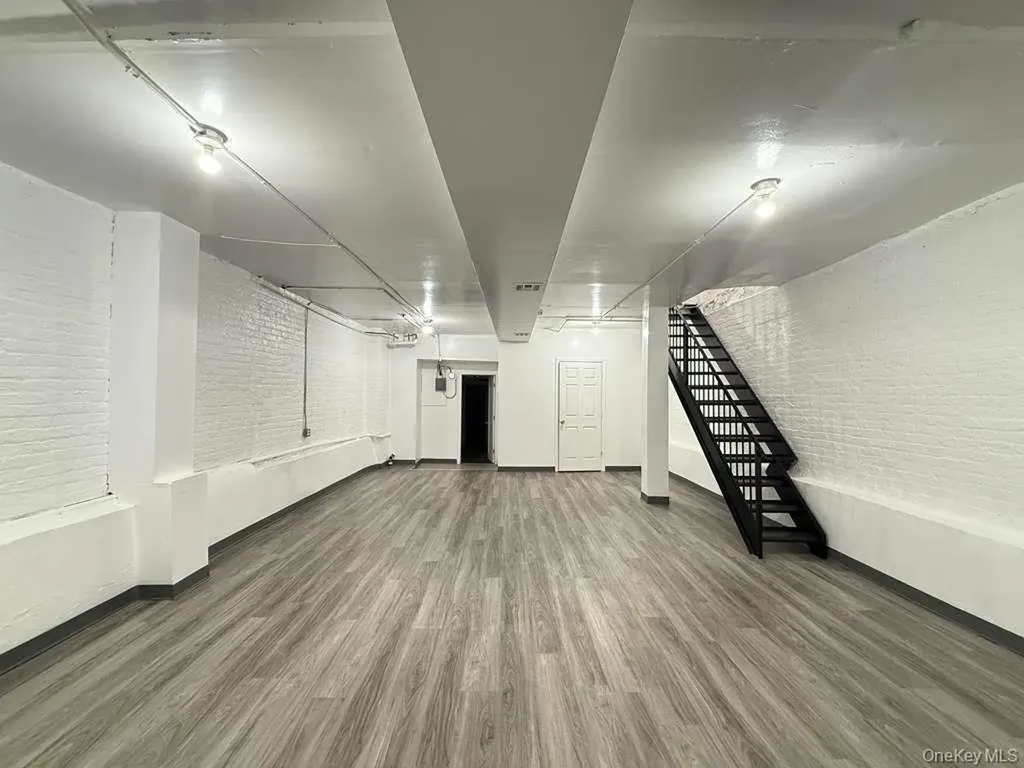 6938 Myrtle Avenue Glendale NY 11385