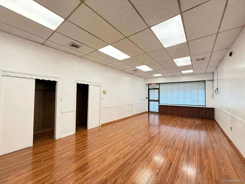 6938 Myrtle Avenue Glendale NY 11385