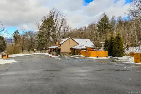 809 Bloomingburg Road Bloomingburg NY 12721