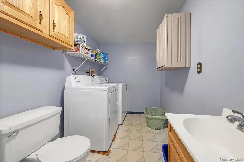 1400 Route 44 Pleasant Valley NY 12569