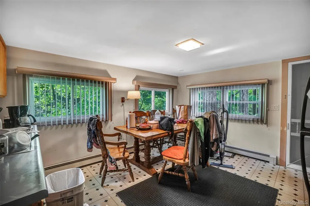 1400 Route 44 Pleasant Valley NY 12569