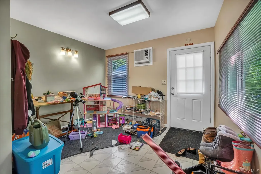 1400 Route 44 Pleasant Valley NY 12569