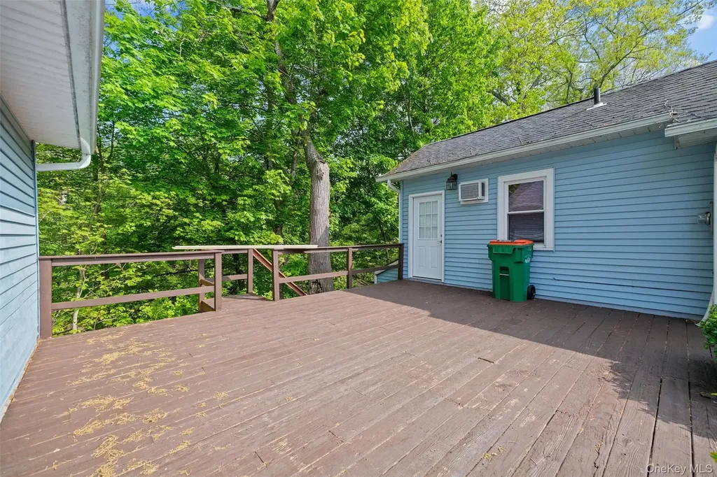 1400 Route 44 Pleasant Valley NY 12569