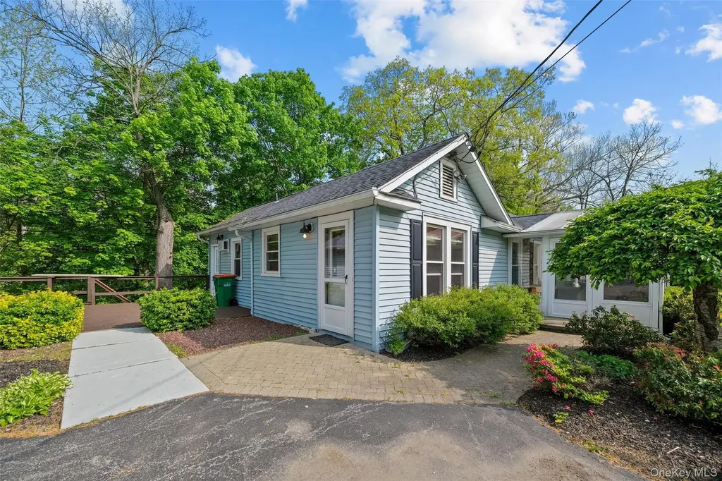 1400 Route 44 Pleasant Valley NY 12569